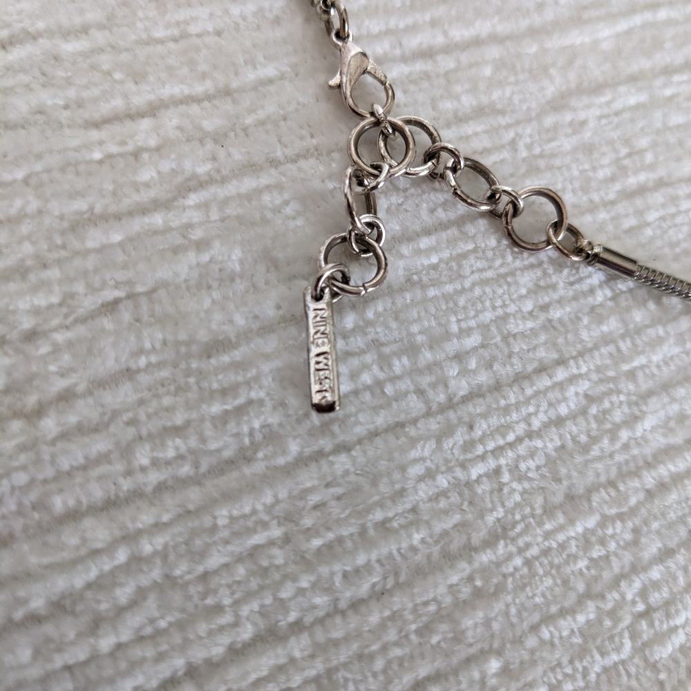 Nine West Silver Disc  Pendant 18" Necklace - Picture 4 of 7